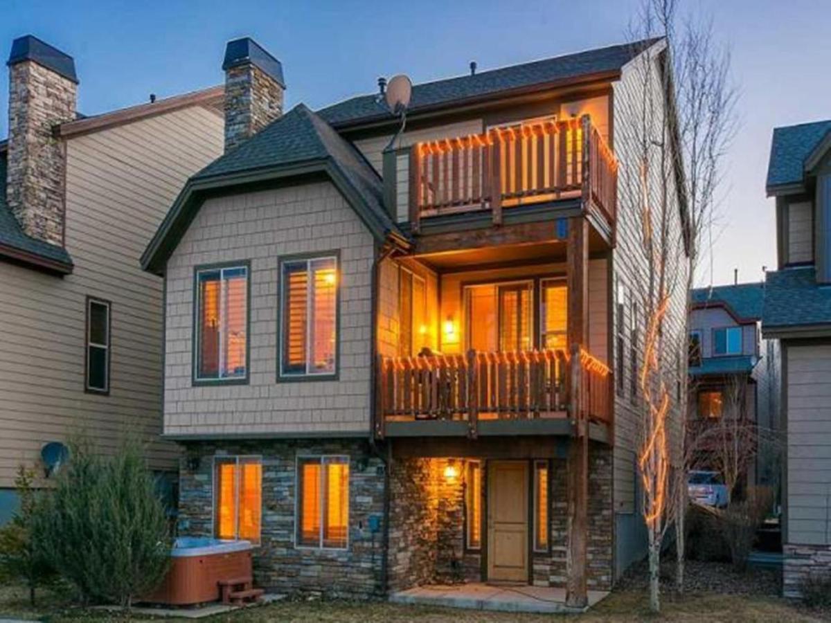 Bear Hollow by Lespri Property Management - image 6
