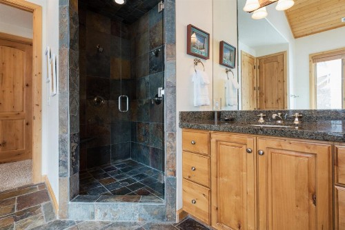 Solamere Home - image 35