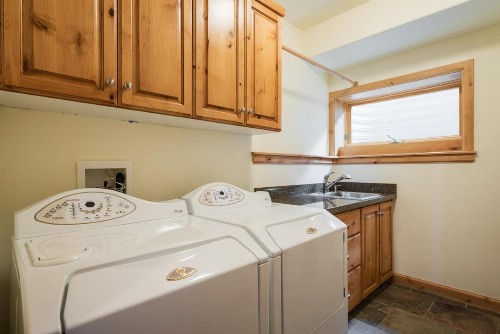Solamere Home - image 38