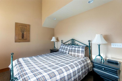 Racquet Club 125 - image 21