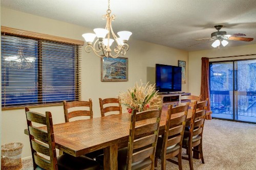 Park Avenue House 1475 - image 4