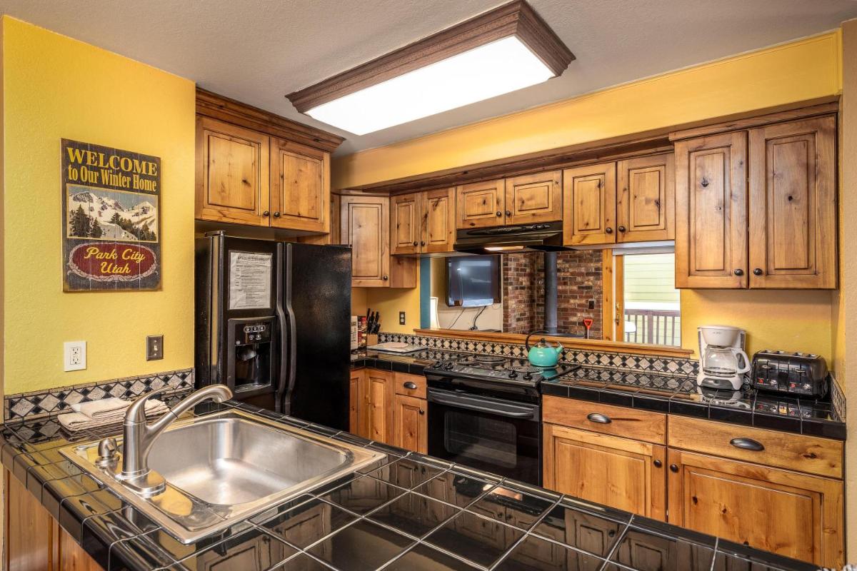 14th Street Townhome - image 6