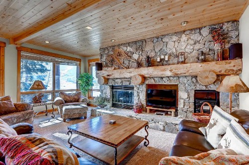 Bristlecone Condominiums - image 1