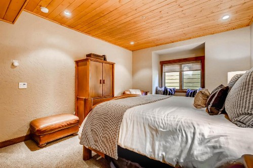 Bristlecone Condominiums - image 9