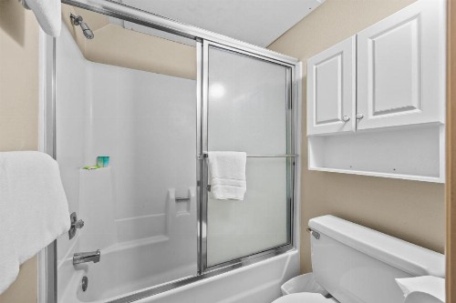Powder Pointe - image 12