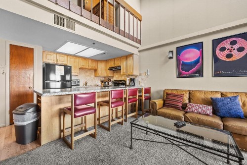 Powder Pointe - image 3