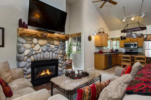 3BR Park City Townhouse Steps from the Lift