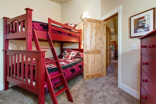 5541 Slalom Way Townhome Townhouse - image 4