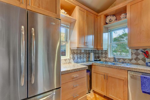 Park City's Downtown Miner Cabin - image 10
