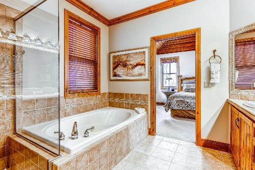 1219 Empire - image 10