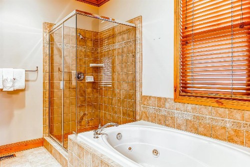 1219 Empire - image 6