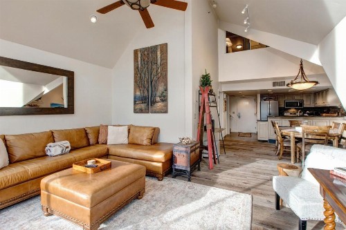 1415 Lowell Ave Condo - image 7