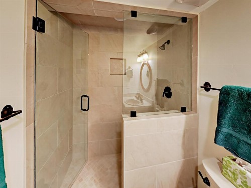 1432 Deer Valley Drive North Townhome Townhouse - image 8