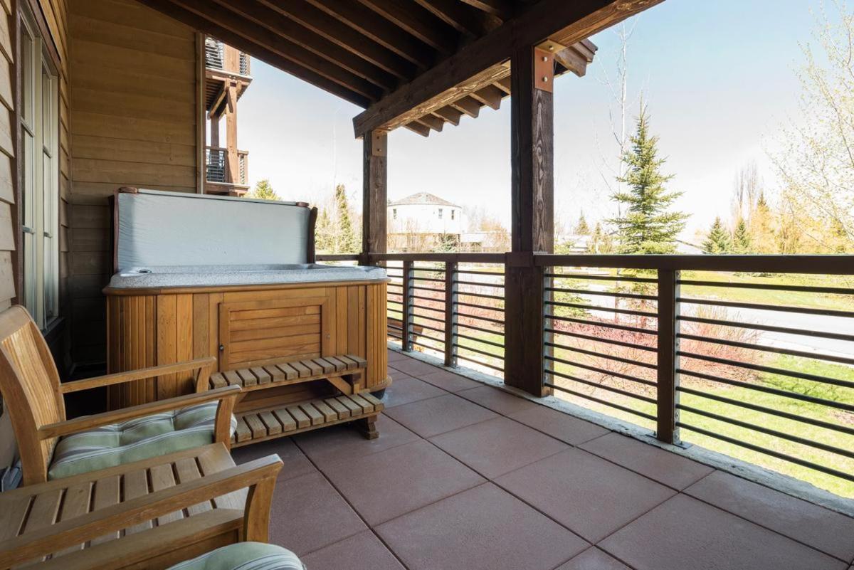 Silver Star #1104 - 2 Bed Condo - main image