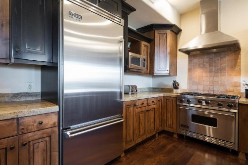 Silver Star #1104 - 2 Bed Condo - image 3