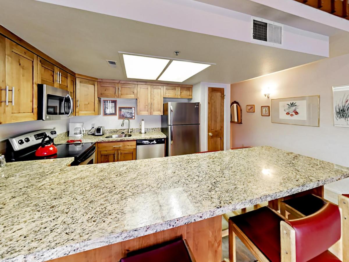1491 Woodside Avenue Condo Unit 303A - image 4