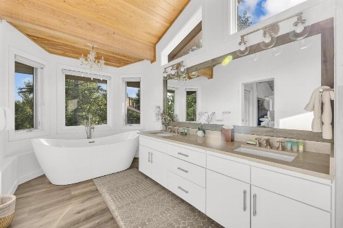 Double Eagle Penthouse - image 12