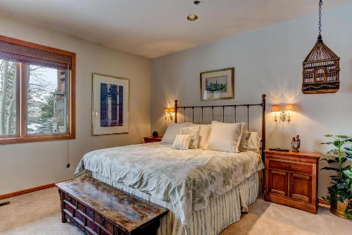 Twin Pines 3 - image 12