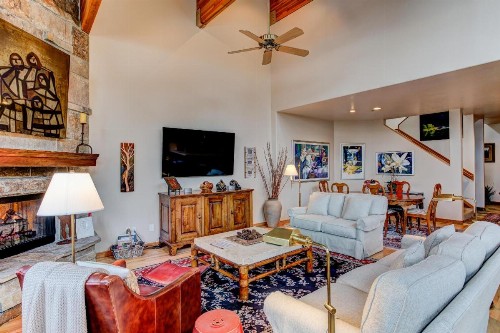Twin Pines 3 - image 4