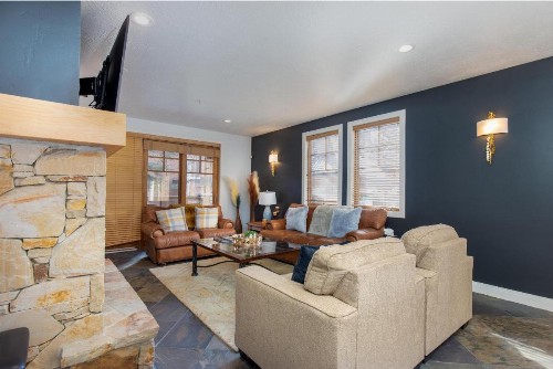 Town Pointe A105 - image 3