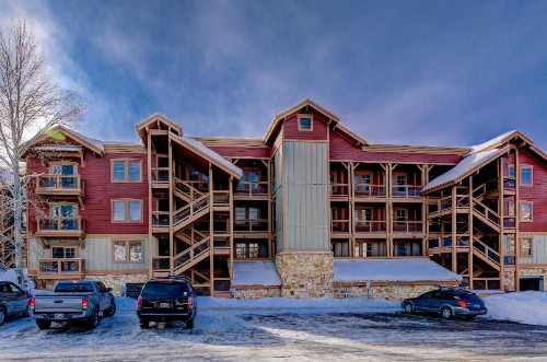 Town Pointe A105 - image 34
