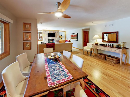 1585 Empire Avenue Condo Unit 303 - image 5