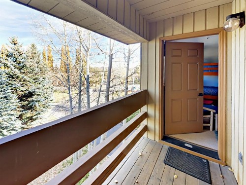 1585 Empire Avenue Condo Unit 303 - image 6