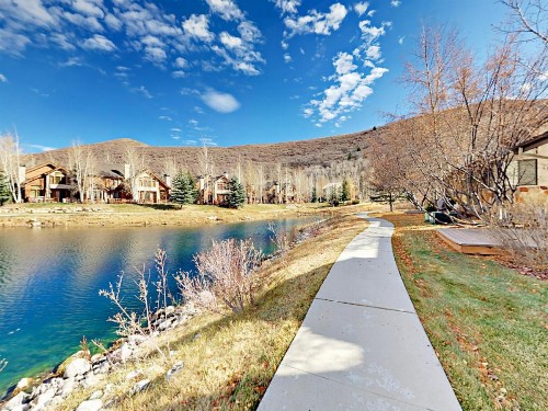 2441 Gilt Edge Circle Townhouse