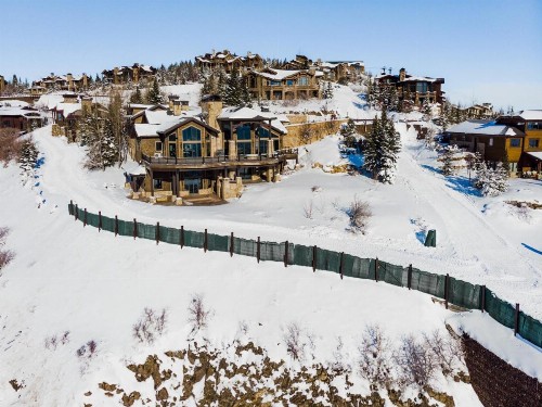 Sky Ridge Retreat - image 2