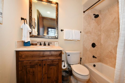 Silver Strike Lodge #403 - 2 Bed + Den - image 12