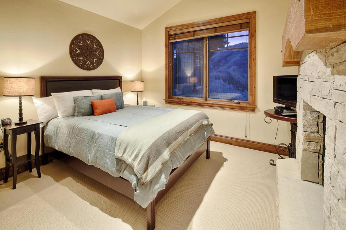 Silver Strike #701 - 1 Bed - main image