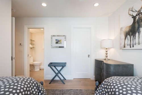 Snowflake Villa - image 23