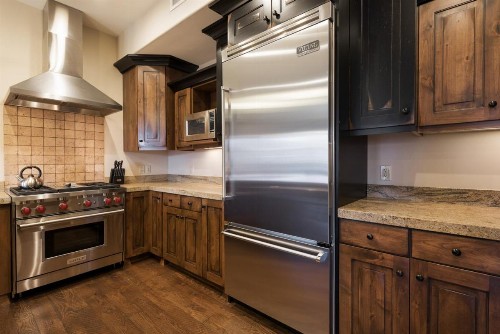 Silver Star #4201 - 3 Bed Condo - image 17