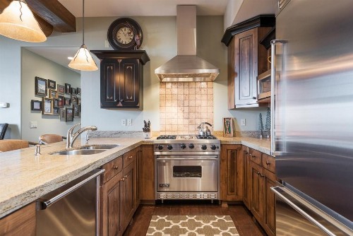 Silver Star #3301 - 4 Bed Penthouse - image 9