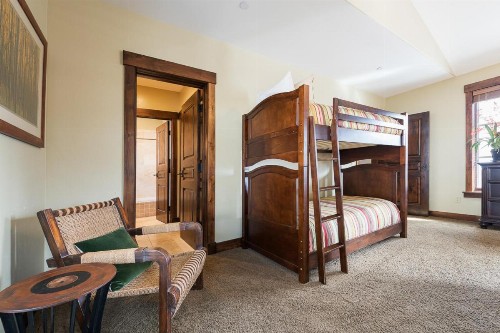 Silver Star #3302 - 4 Bed Penthouse - image 11