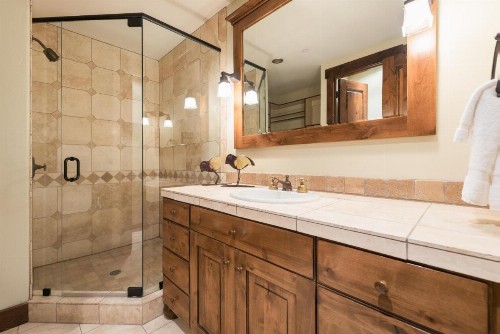 Silver Star #04 - 6 Bed Cottage - image 6