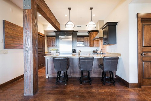 Silver Star #1205 - 3 Bed Condo - image 16