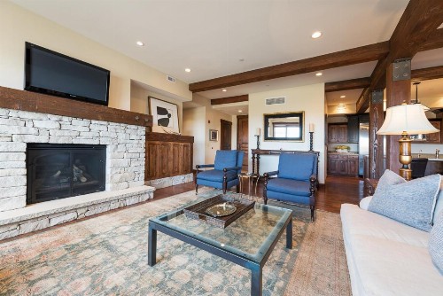 Silver Star #1205 - 3 Bed Condo - image 27