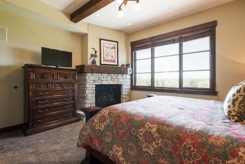 Silver Star #1303 - 2 Bed Condo - image 19