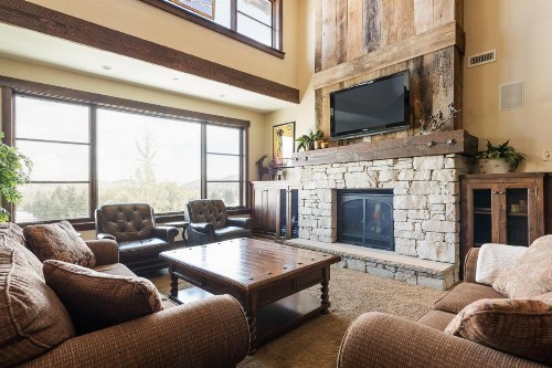 Silver Star #1305 - 4 Bed Penthouse