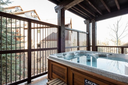 Silver Star #2202 - 3 Bed Condo - image 8