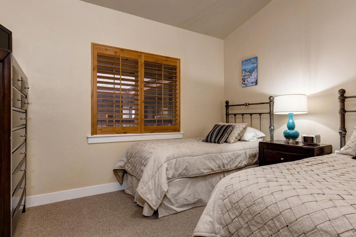 3BR Condo at Bear Hollow Village - image 6
