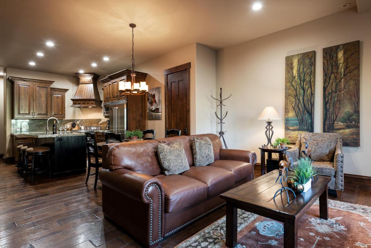 Juniper Landing 106 - 2 Bed - image 6