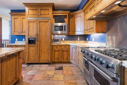 Silver Star #20 - 4 Bed Cottage +Spa - image 17
