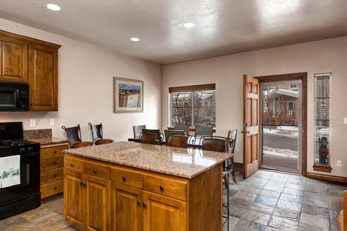 Park City Paradise - image 7