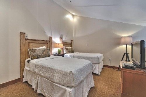 Sundial Lodge Superior Penthouse by Canyons Village Rentals - image 10