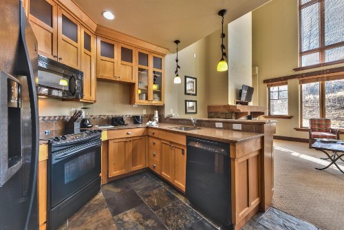 Miners Club 3 Bedroom Loft by Canyons Village Rentals MC10A - image 11