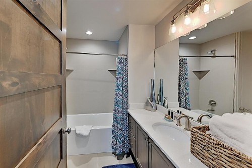 3793 Blackstone Drive Condo Unit 1G - image 12