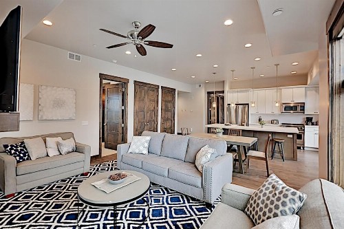 3793 Blackstone Drive Condo Unit 1G - image 5