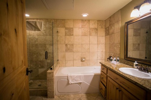Silverado 326D - image 22